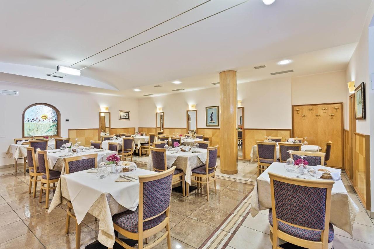 Hotel Due Laghi Padergnone Dış mekan fotoğraf