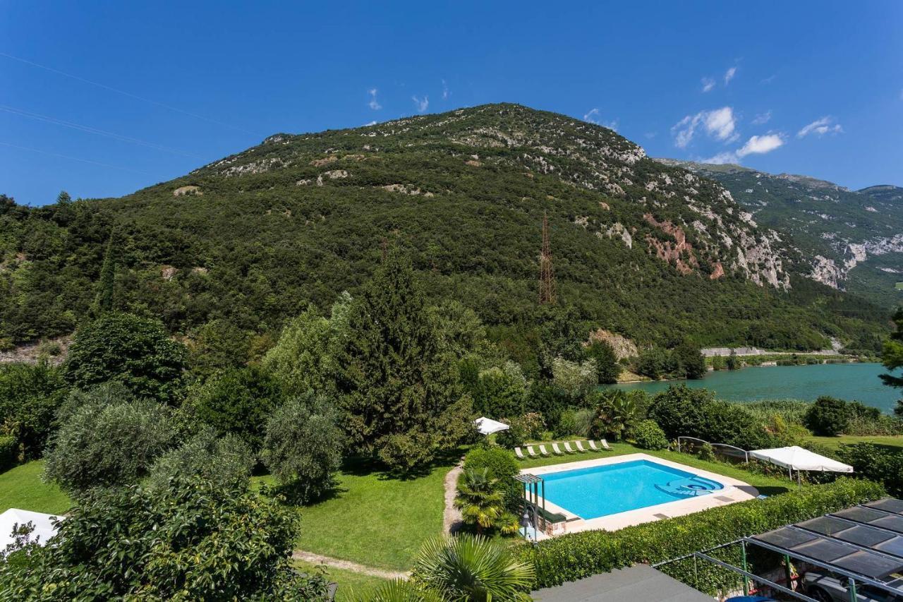 Hotel Due Laghi Padergnone Dış mekan fotoğraf
