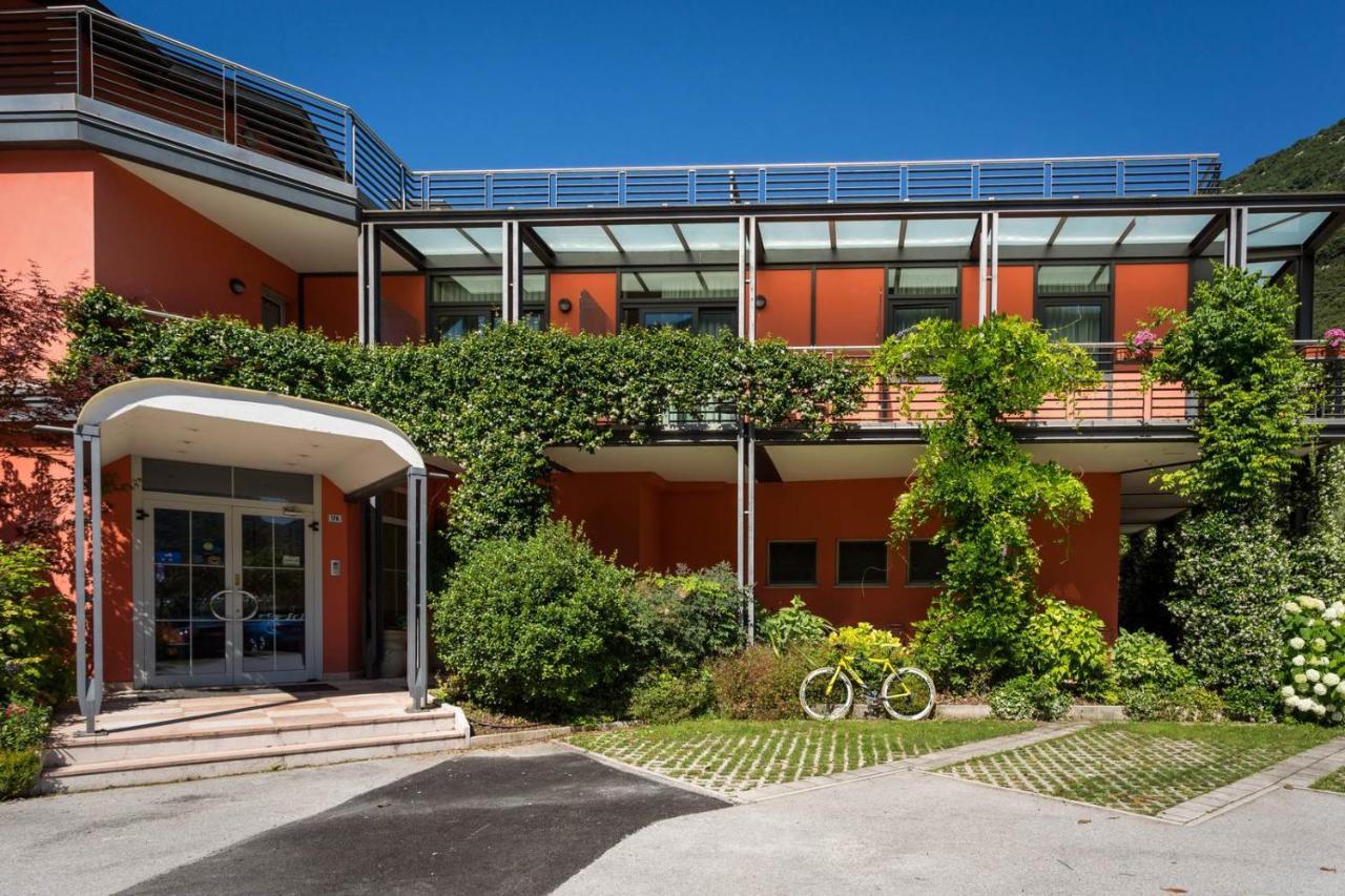 Hotel Due Laghi Padergnone Dış mekan fotoğraf