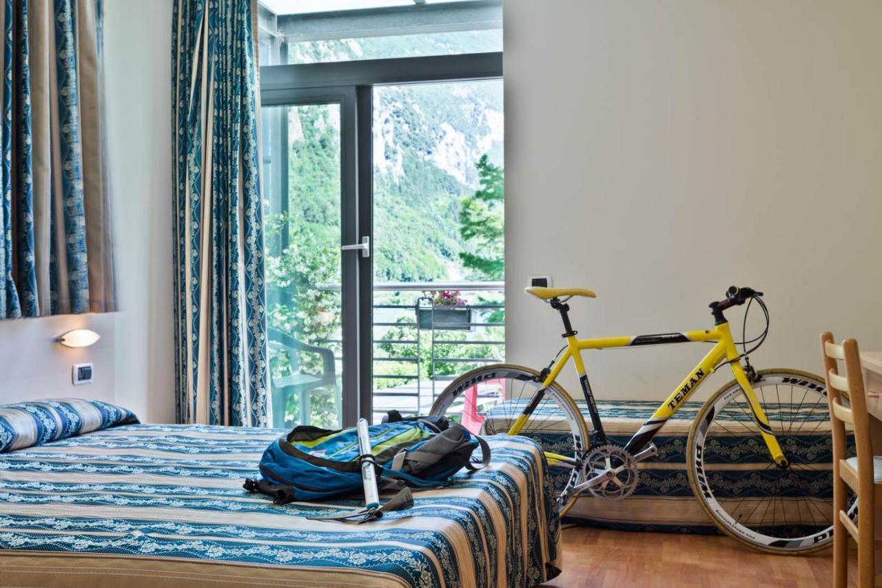 Hotel Due Laghi Padergnone Dış mekan fotoğraf