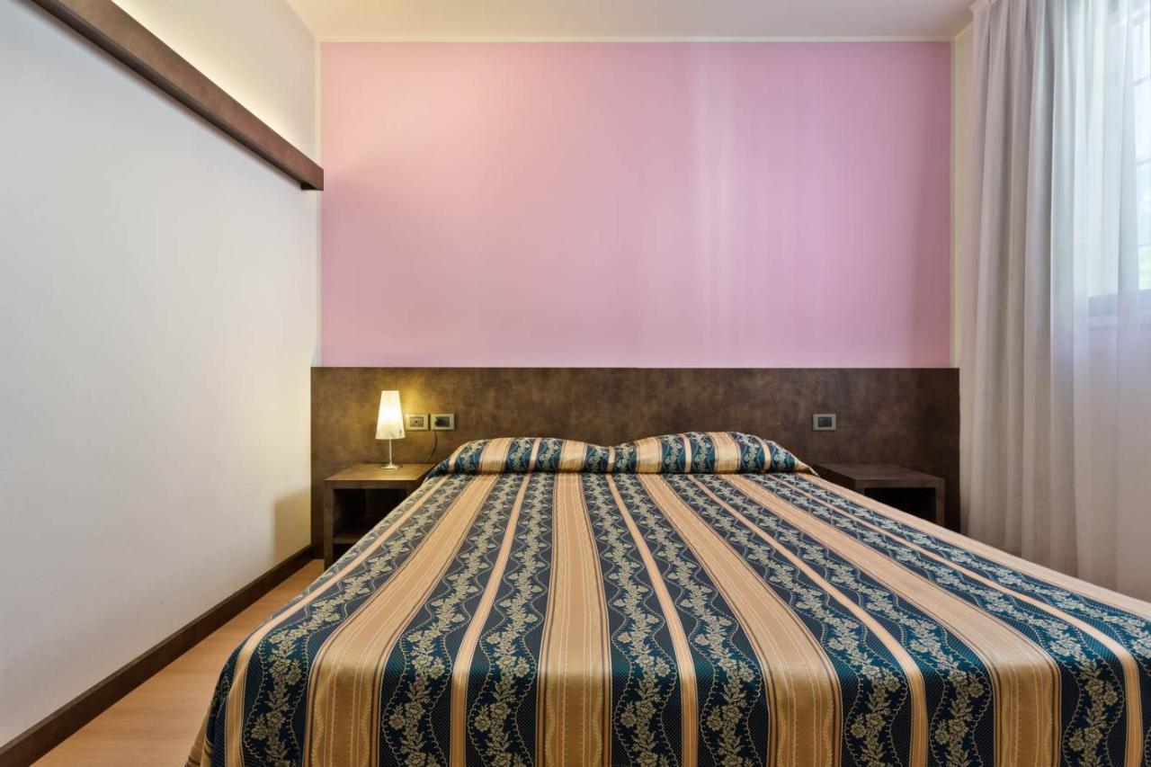 Hotel Due Laghi Padergnone Dış mekan fotoğraf