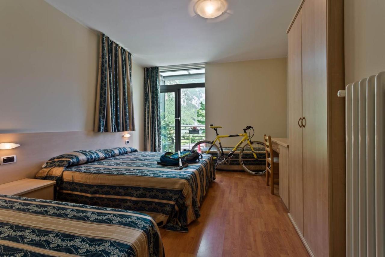 Hotel Due Laghi Padergnone Dış mekan fotoğraf